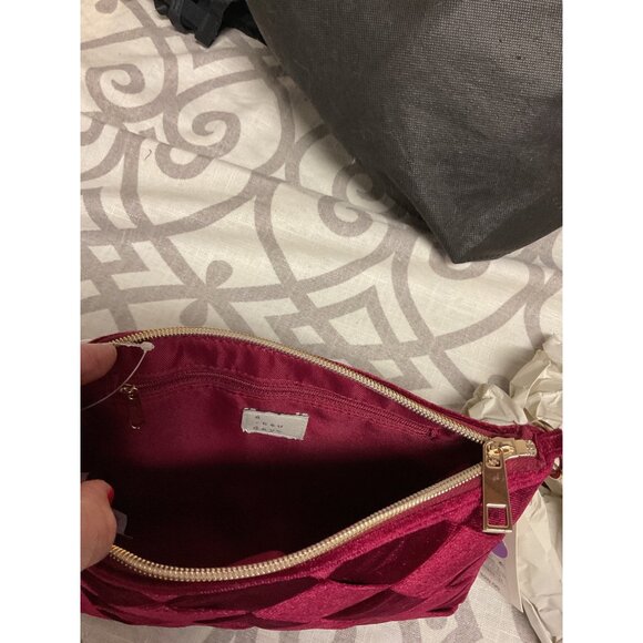 Nwt Burgundy Velvet Purse W/ Gold Chain Detachable Strap By A New Day - Picture 4 of 4